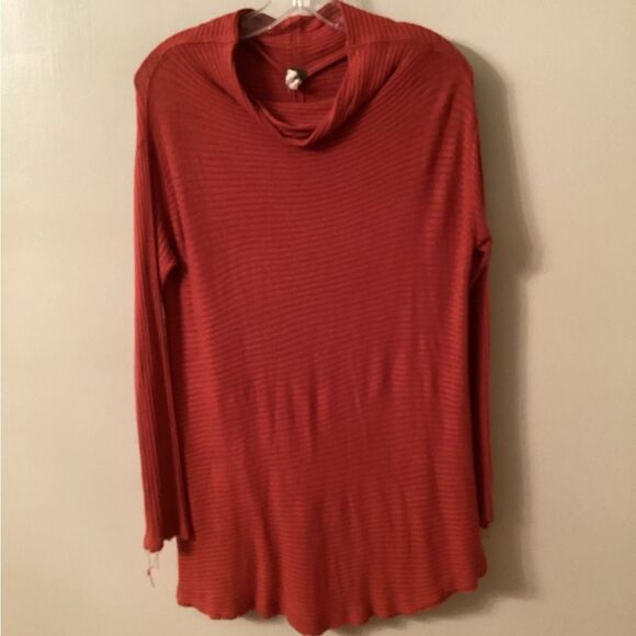 WE THE FREE SIZE SMALL BURNT ORANGE LOVER  SWEATER - Picture 3 of 10